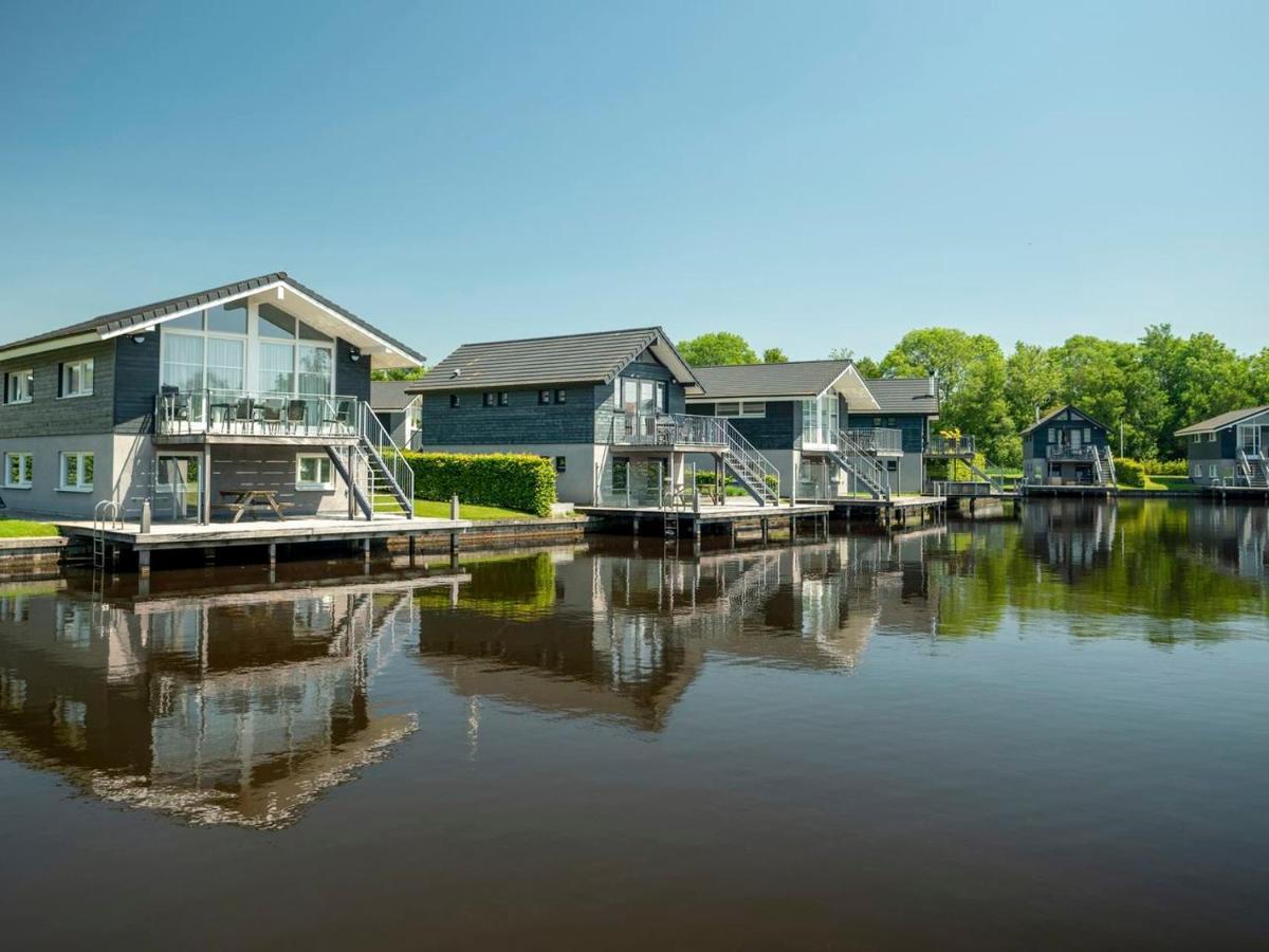 Hotel Landal Waterpark Sneekermeer Terherne Exterior foto